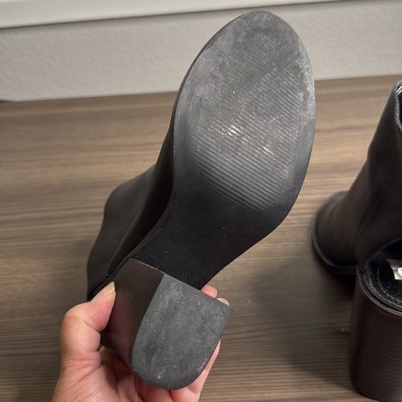 Steve Madden Terraa Black Leather Peep Toe Heels Size 7 - Picture 5 of 8